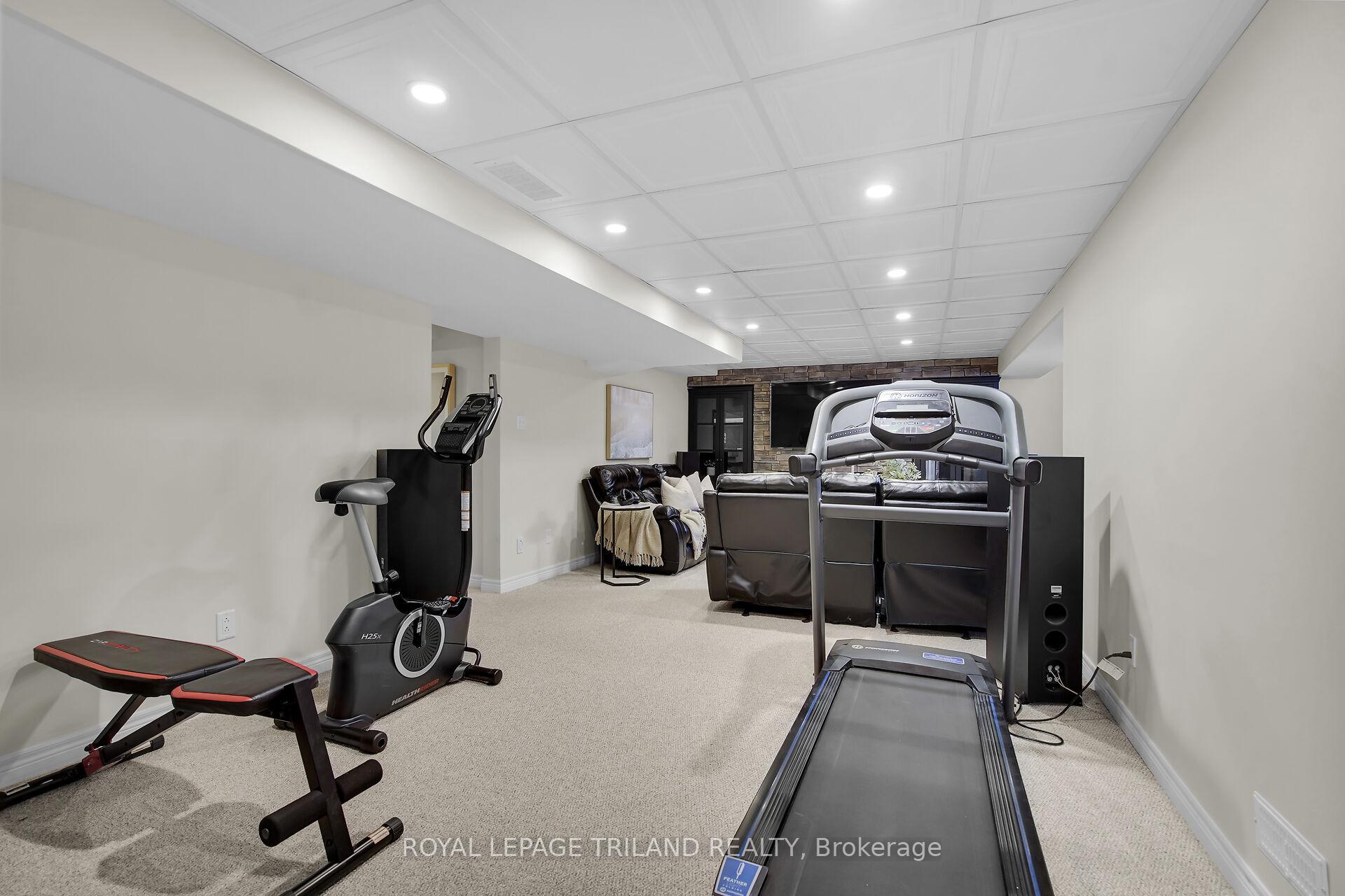Photo 27 of 30 Willard Crescent, Middlesex Centre, Kilworth — HOMEH