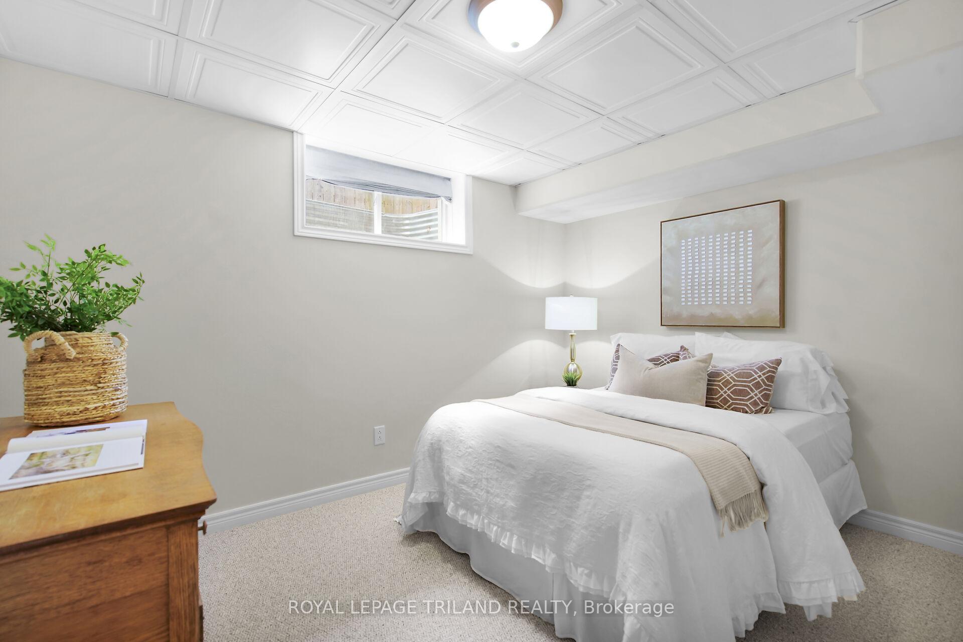 Photo 28 of 30 Willard Crescent, Middlesex Centre, Kilworth — HOMEH