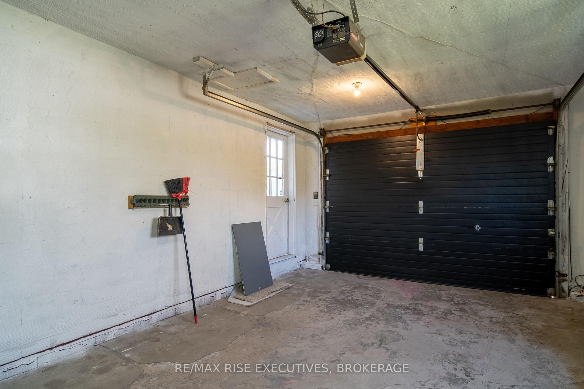 Photo 49 of 282 Welborne Avenue, Kingston, City Southwest — HOMEH