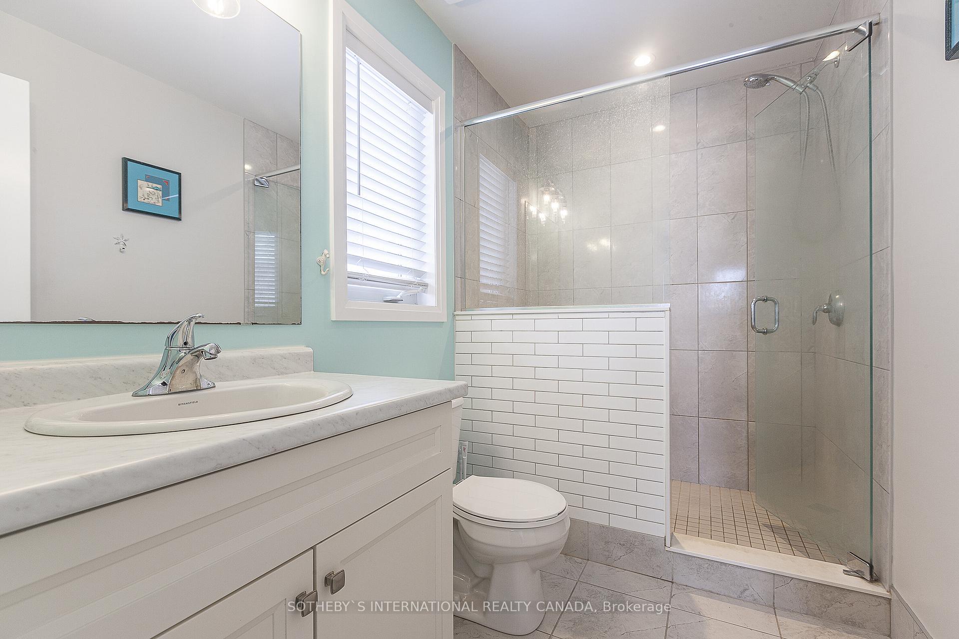 Photo 15 of 154 Bridge Crescent, Minto — HOMEH