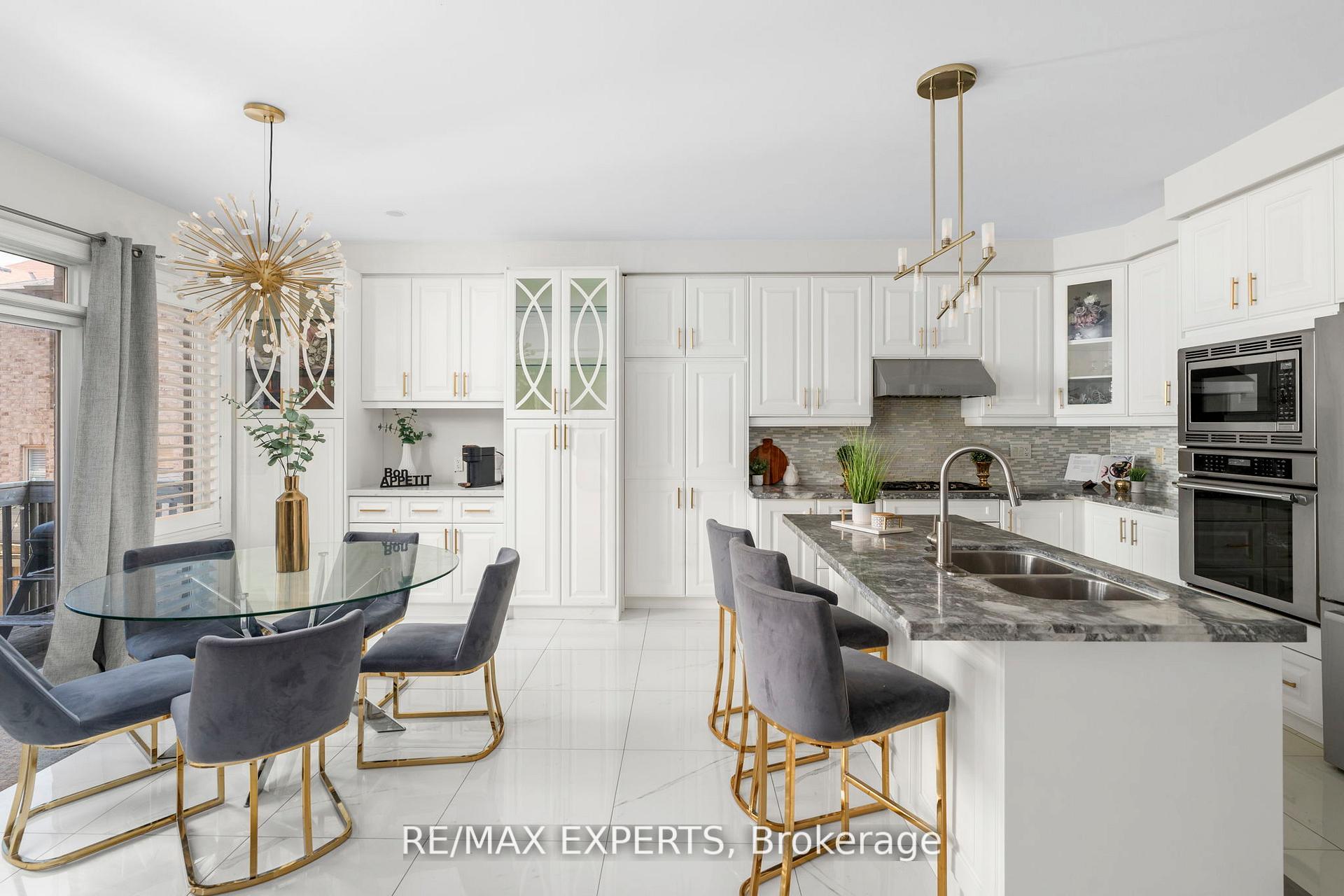 Photo 7 of 72 Foshan Avenue, Markham, Berczy — HOMEH