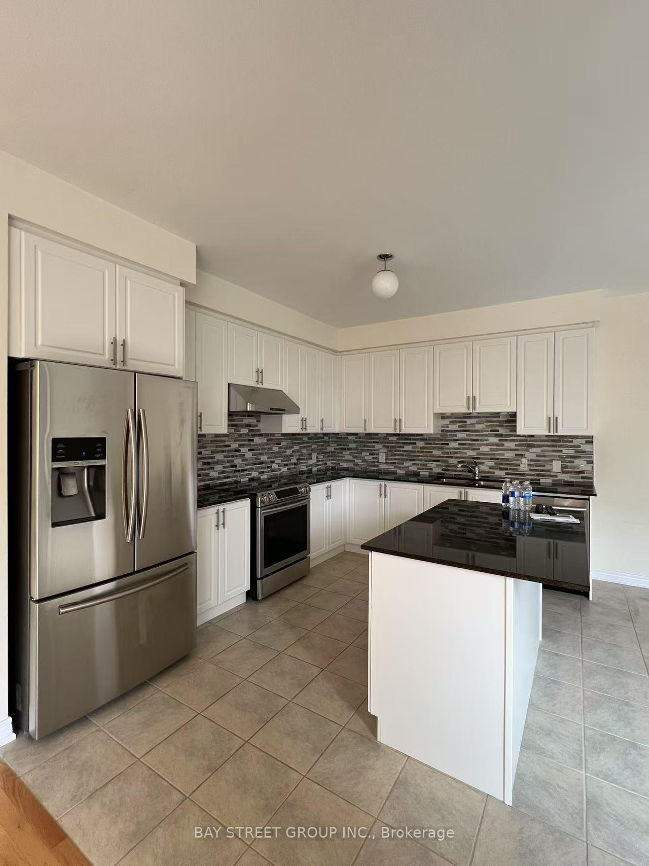 Photo 6 of 4 Benton Drive, Markham, Cornell — HOMEH
