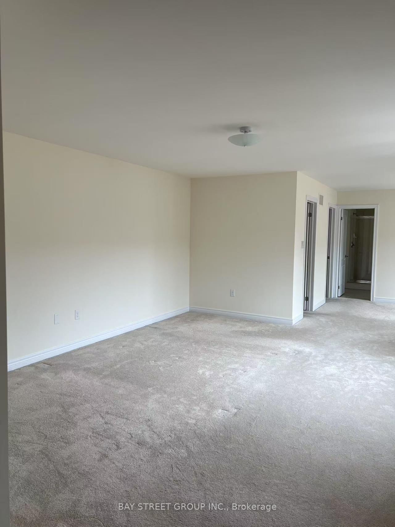 Photo 10 of 4 Benton Drive, Markham, Cornell — HOMEH
