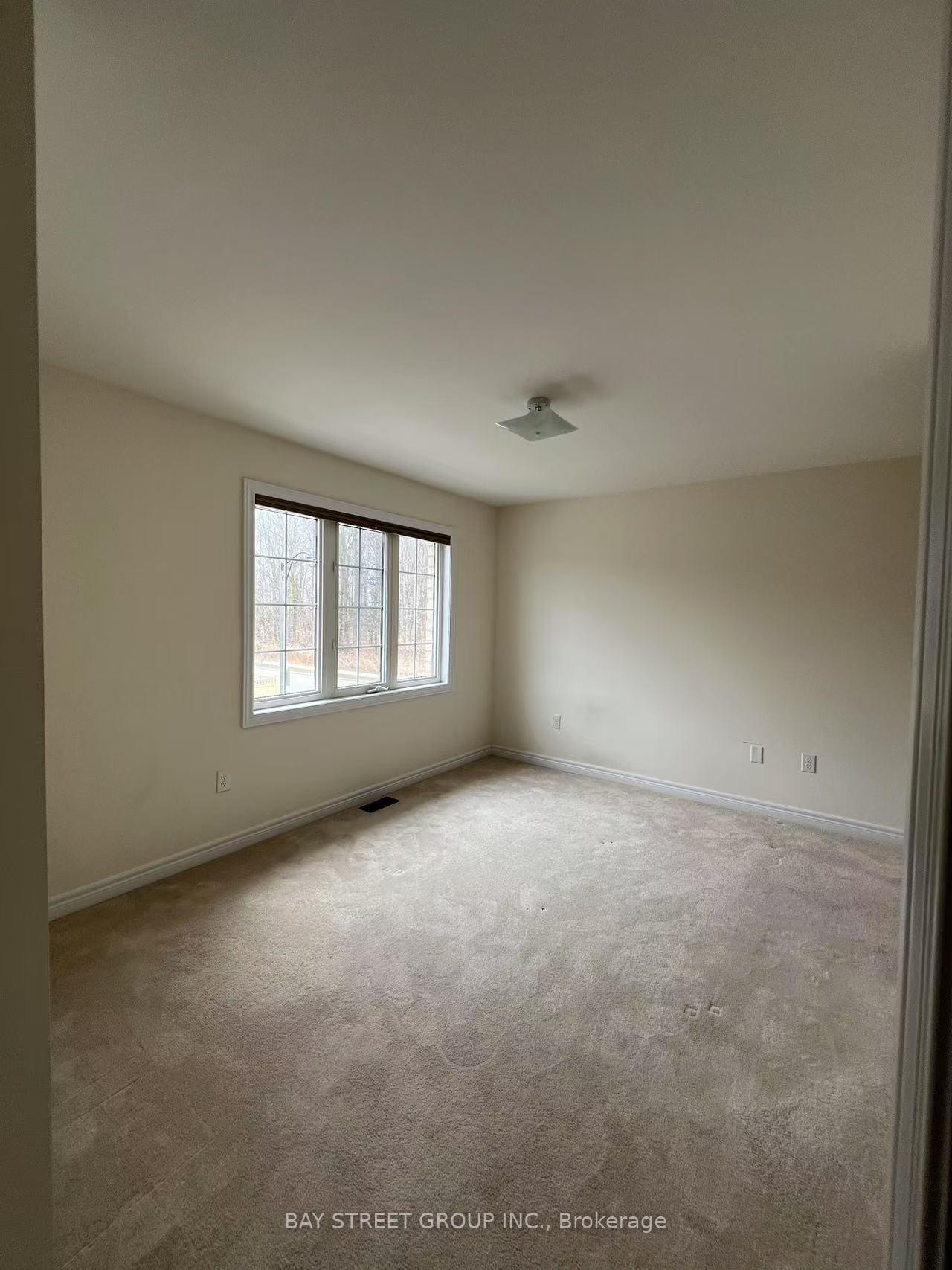 Photo 12 of 4 Benton Drive, Markham, Cornell — HOMEH