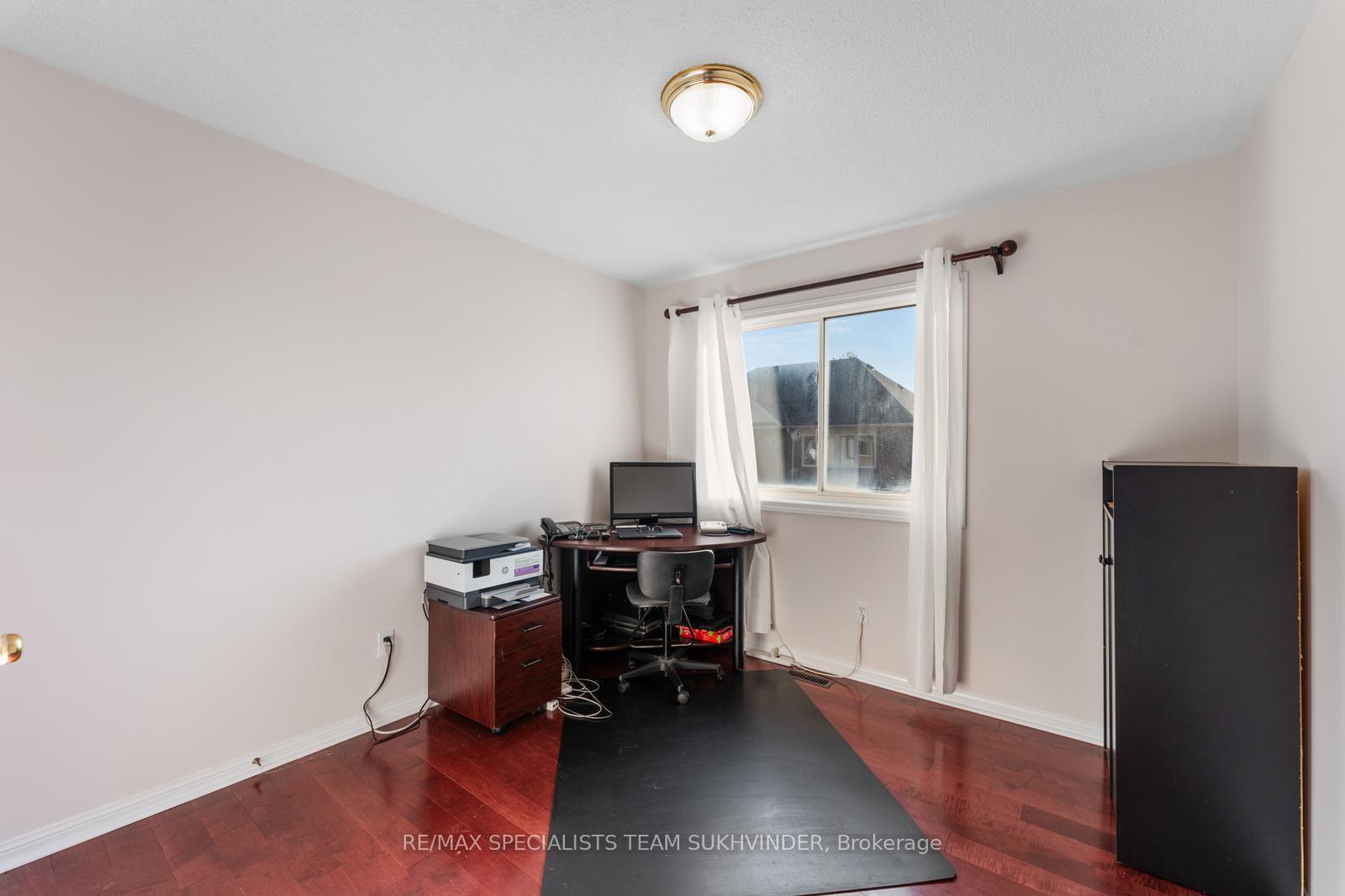 Photo 29 of 14 Tower Bridge Crescent, Markham, Berczy — HOMEH