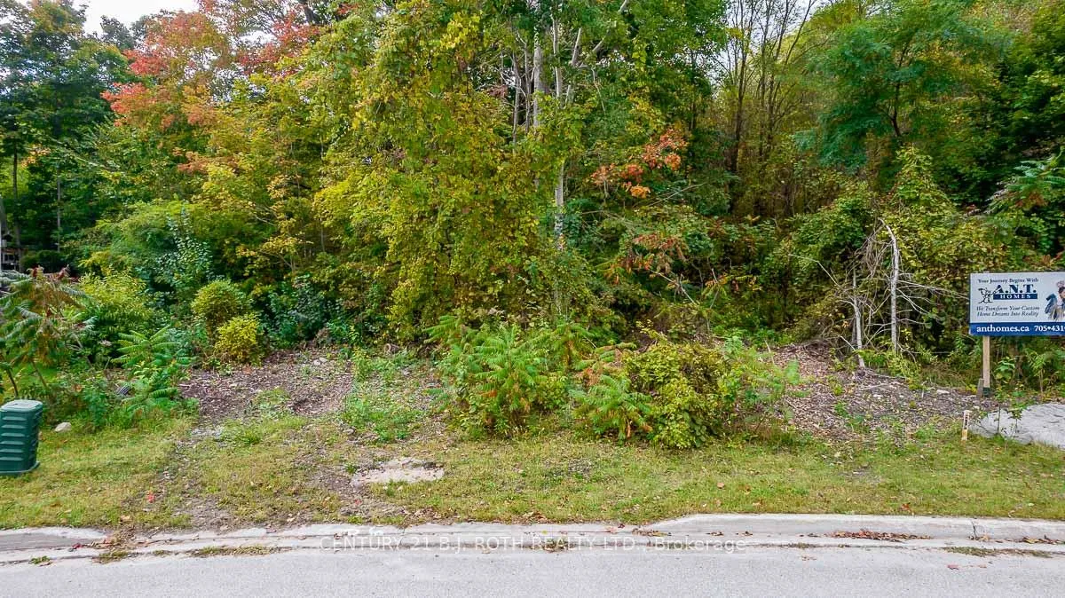 Photo 6 of 548 Taylor Drive, Midland — HOMEH