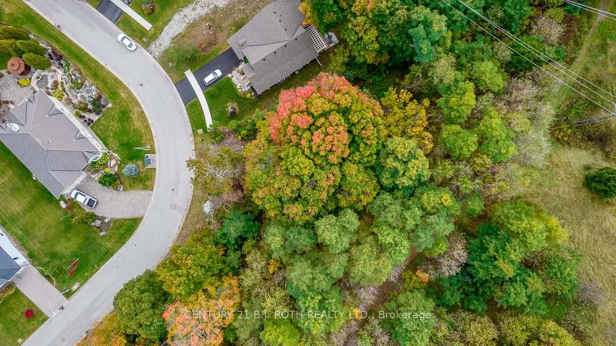 Photo 8 of 548 Taylor Drive, Midland — HOMEH