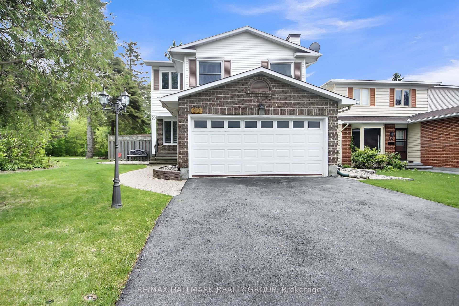 Photo 1 of 20 Palomino Drive, Ottawa, Kanata - Bridlewood — HOMEH