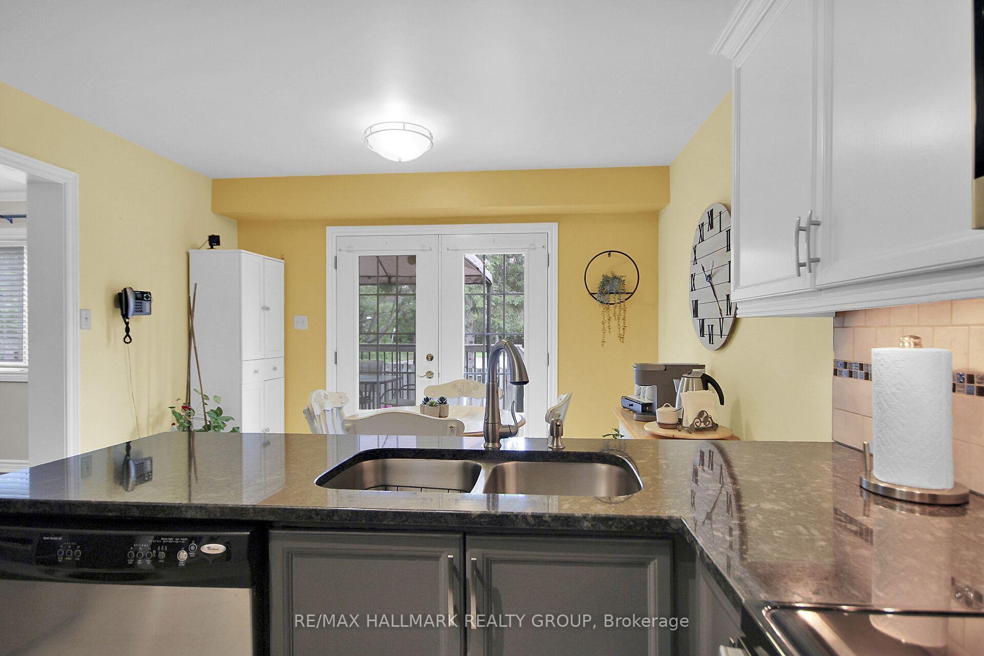 Photo 23 of 20 Palomino Drive, Ottawa, Kanata - Bridlewood — HOMEH