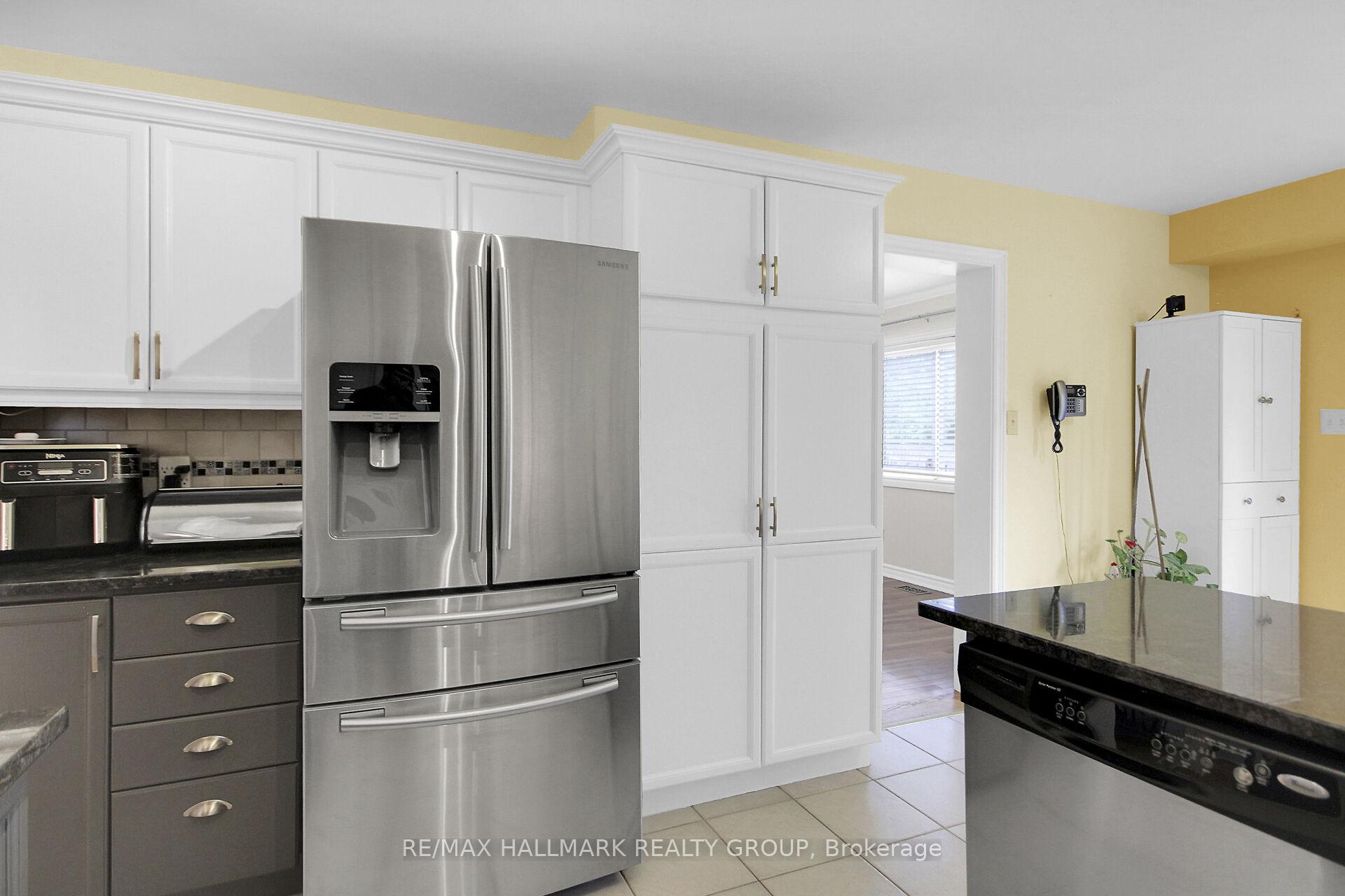 Photo 24 of 20 Palomino Drive, Ottawa, Kanata - Bridlewood — HOMEH