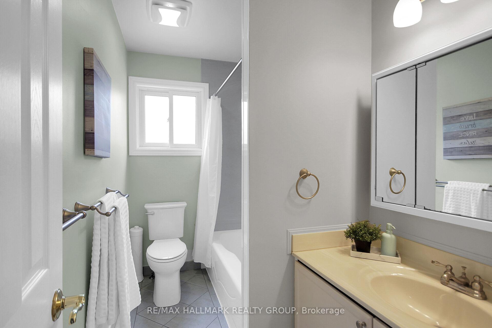 Photo 32 of 20 Palomino Drive, Ottawa, Kanata - Bridlewood — HOMEH