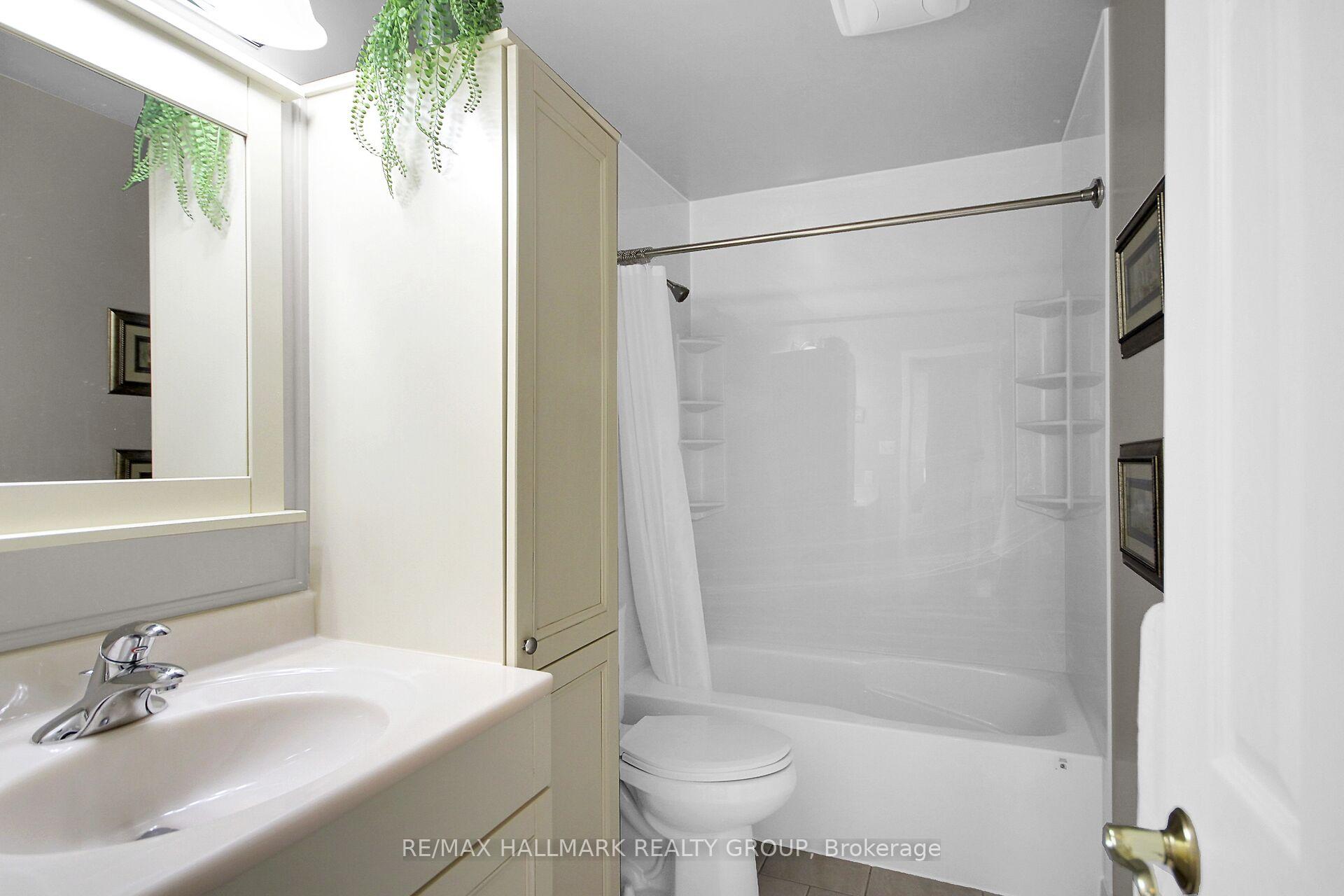 Photo 41 of 20 Palomino Drive, Ottawa, Kanata - Bridlewood — HOMEH