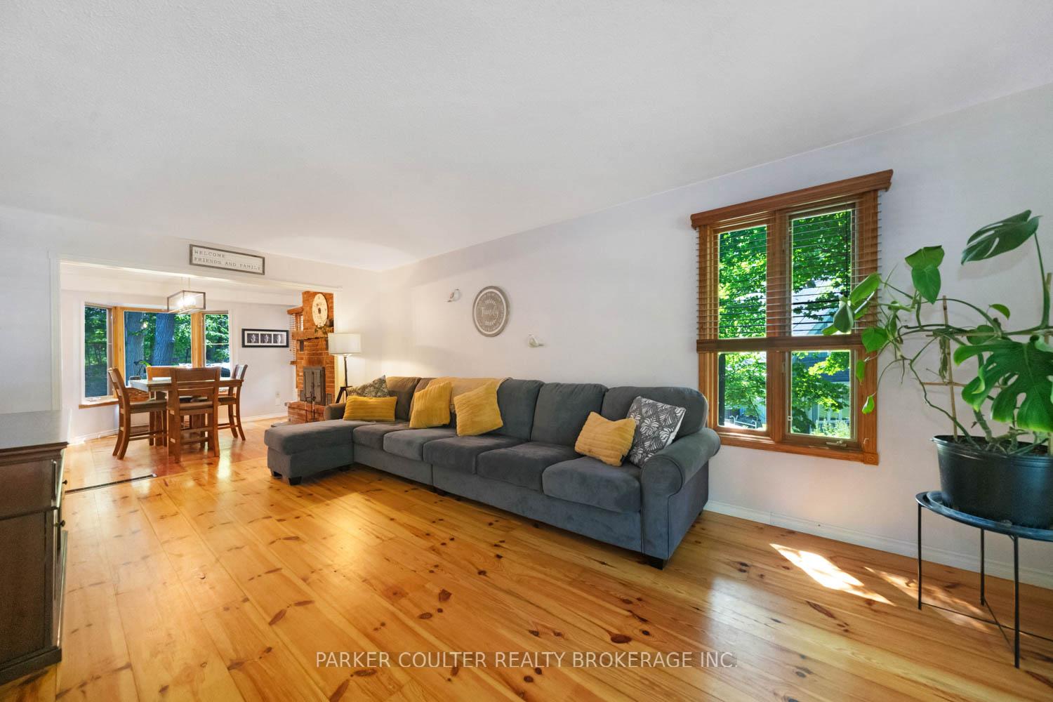 Photo 7 of 361 Glenbrook Drive, Midland — HOMEH