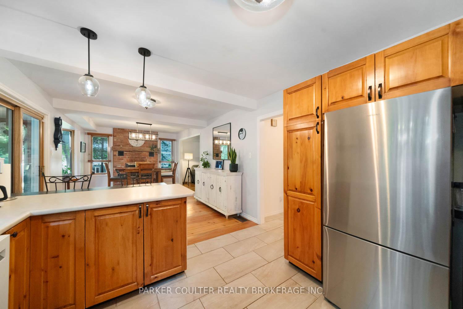 Photo 12 of 361 Glenbrook Drive, Midland — HOMEH