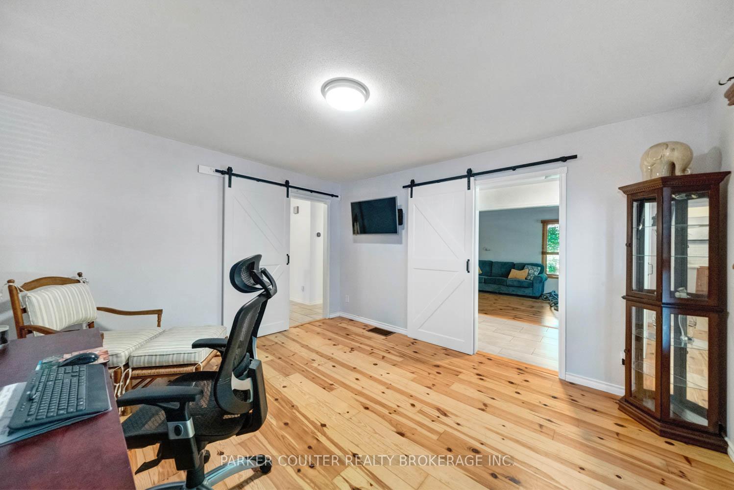 Photo 16 of 361 Glenbrook Drive, Midland — HOMEH
