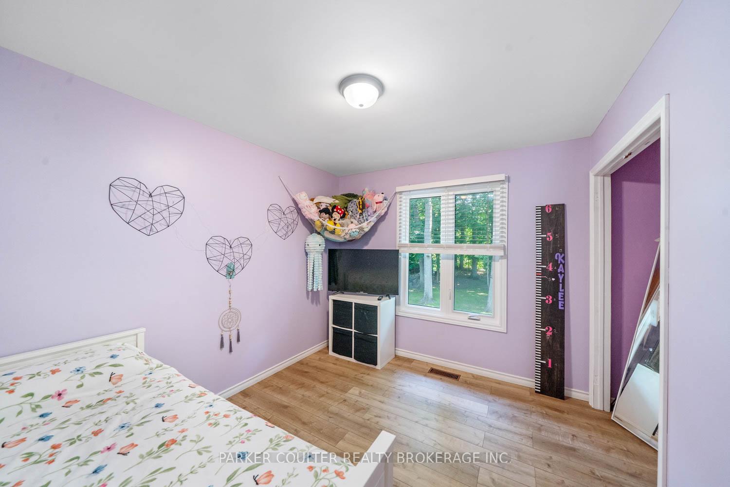 Photo 18 of 361 Glenbrook Drive, Midland — HOMEH