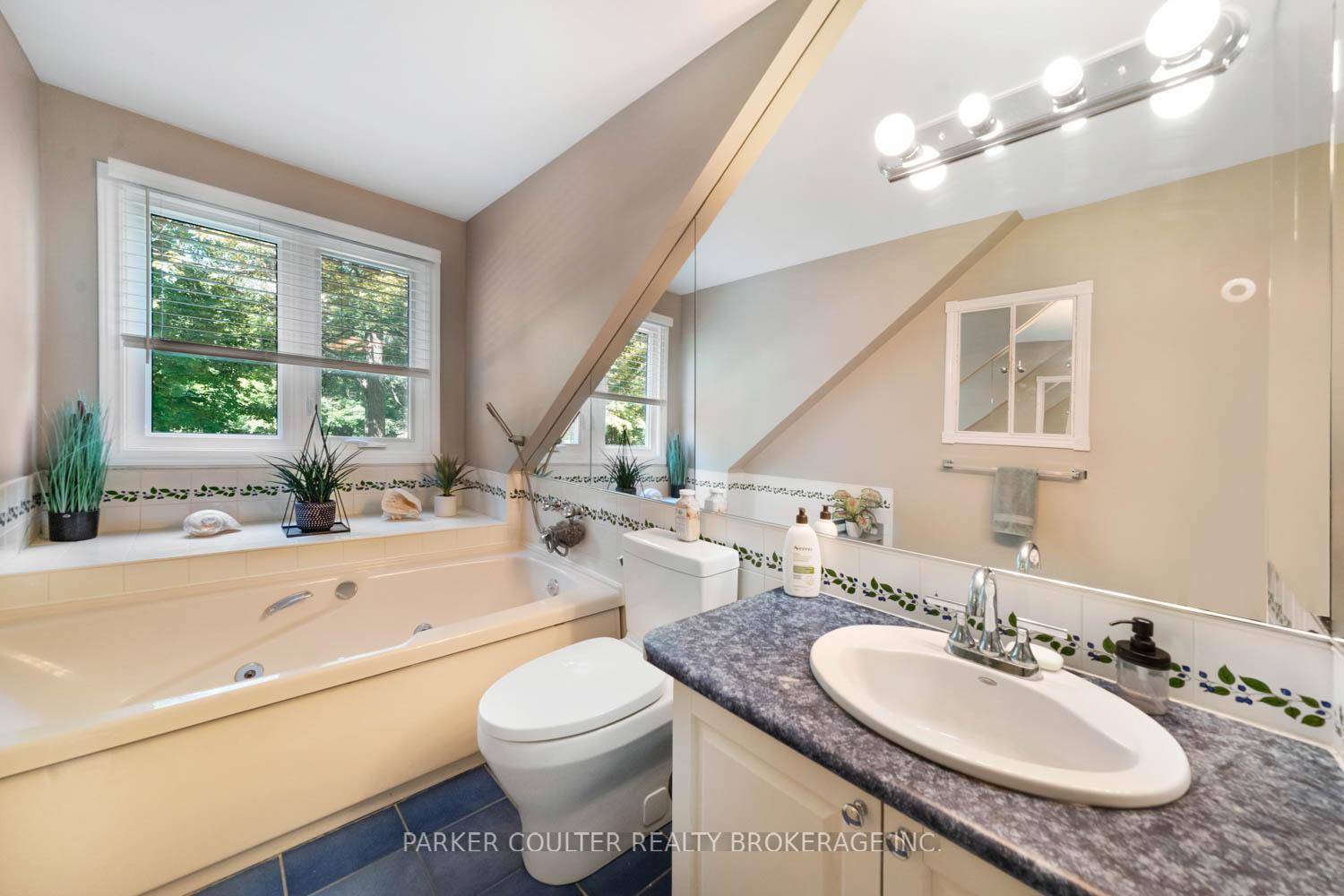 Photo 23 of 361 Glenbrook Drive, Midland — HOMEH