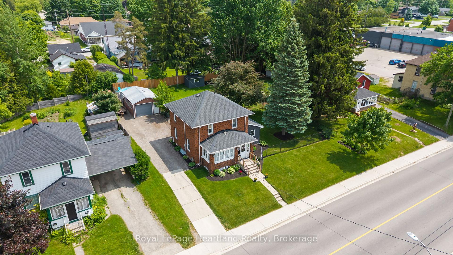 Photo 4 of 209 Elora Street S, Minto — HOMEH