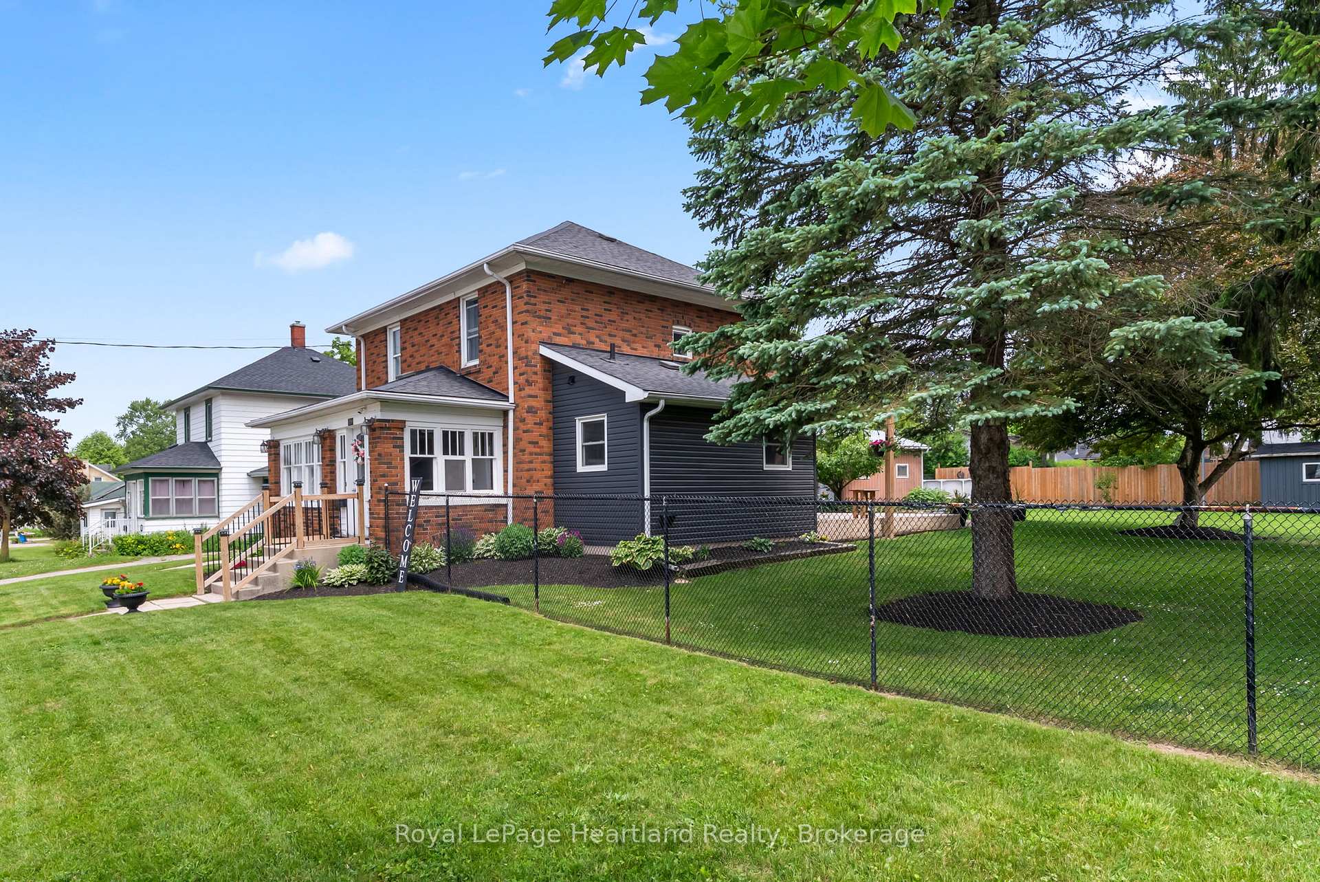 Photo 6 of 209 Elora Street S, Minto — HOMEH