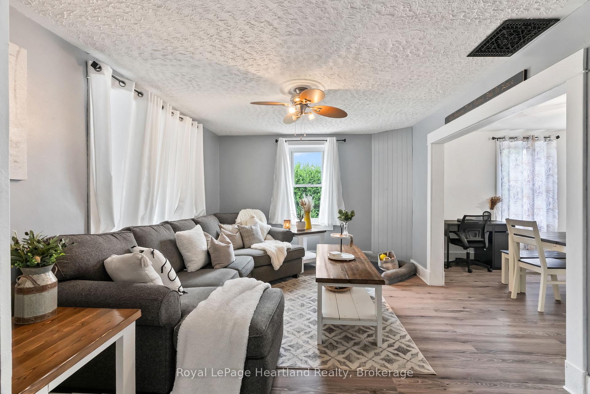 Photo 18 of 209 Elora Street S, Minto — HOMEH