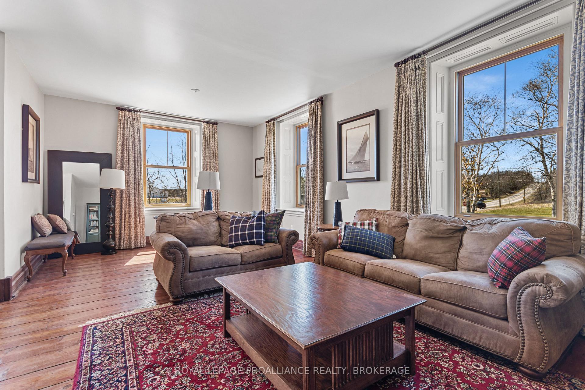 Photo 12 of 2478 Middle Road, Kingston, City North of 401 — HOMEH