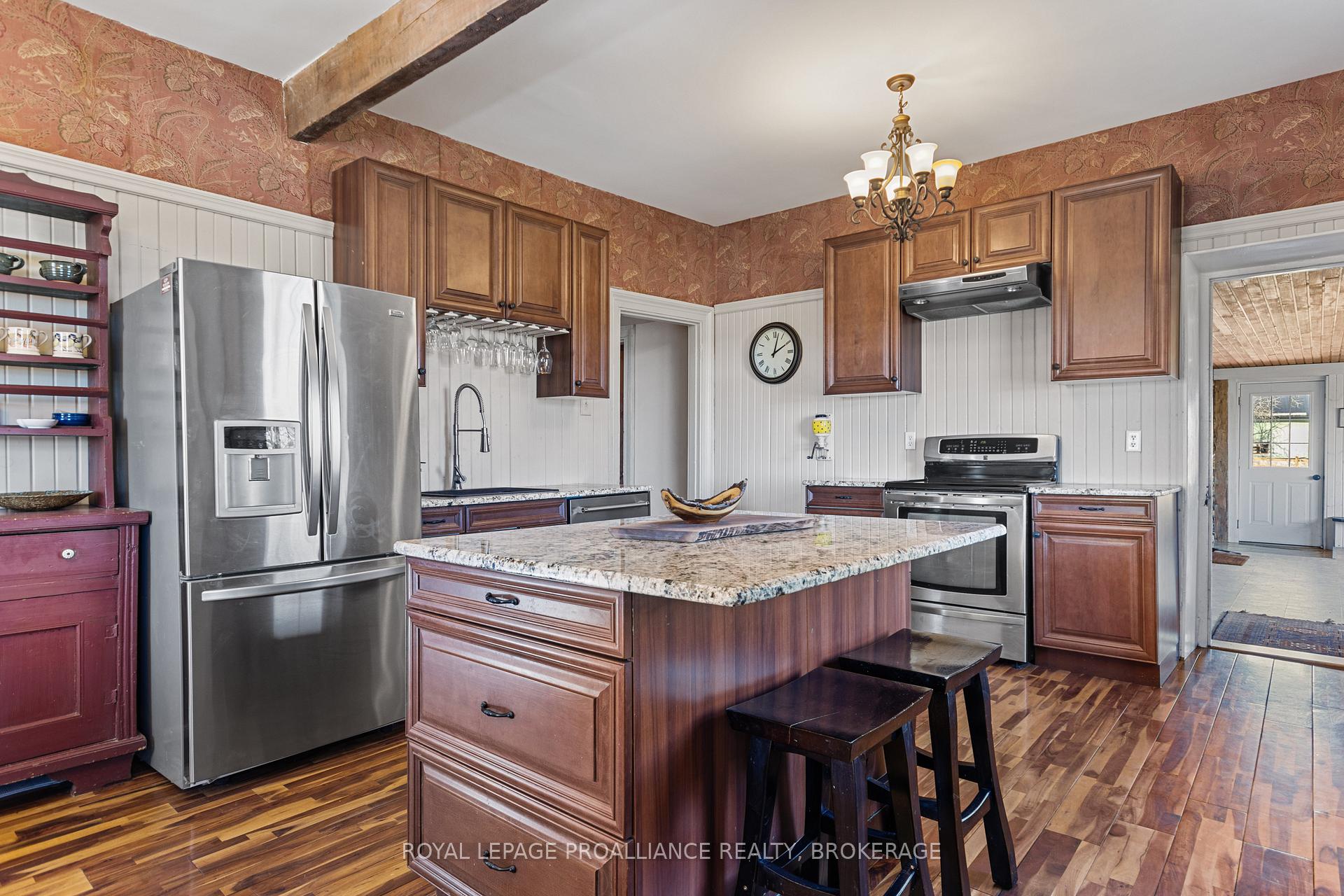 Photo 17 of 2478 Middle Road, Kingston, City North of 401 — HOMEH