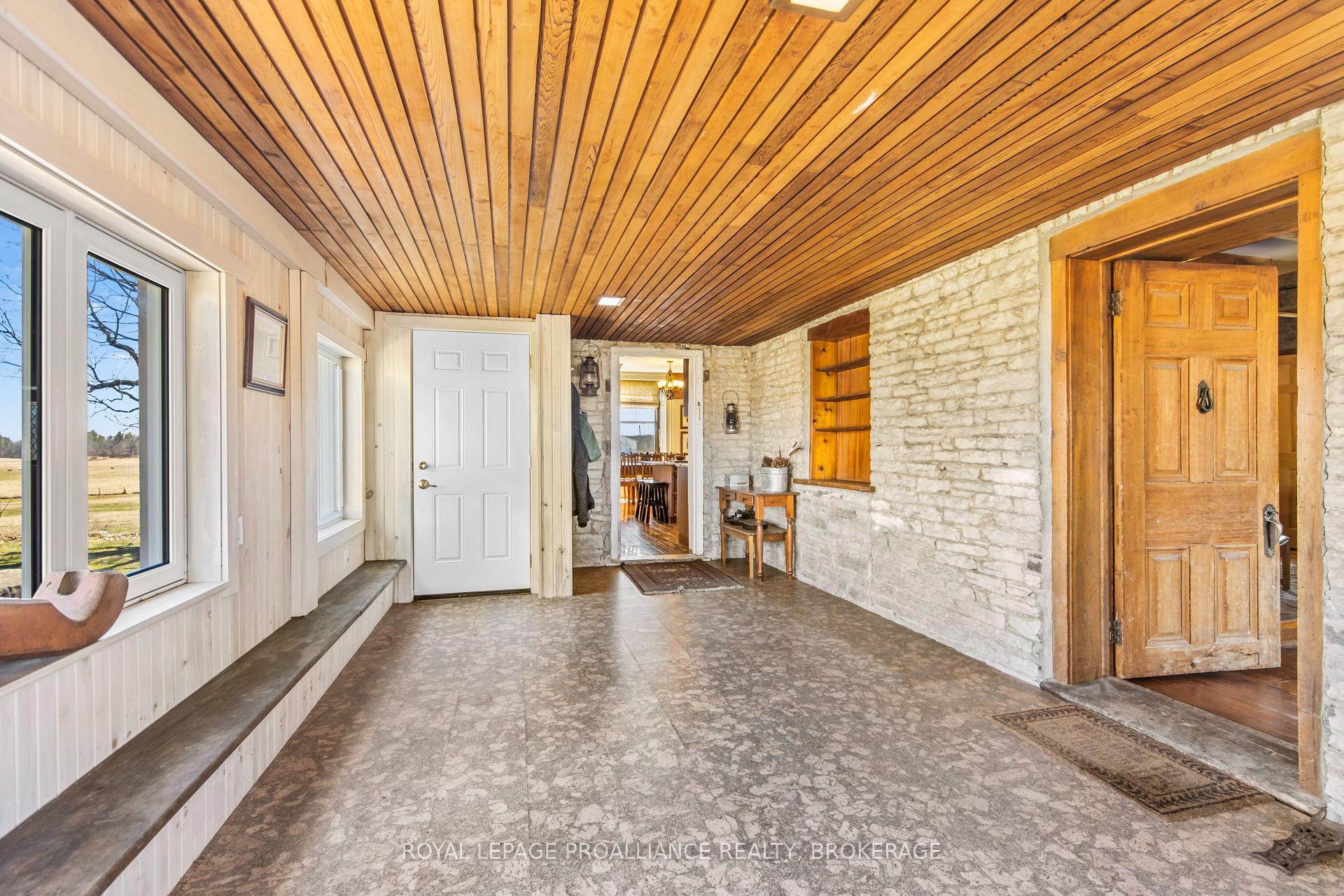 Photo 37 of 2478 Middle Road, Kingston, City North of 401 — HOMEH
