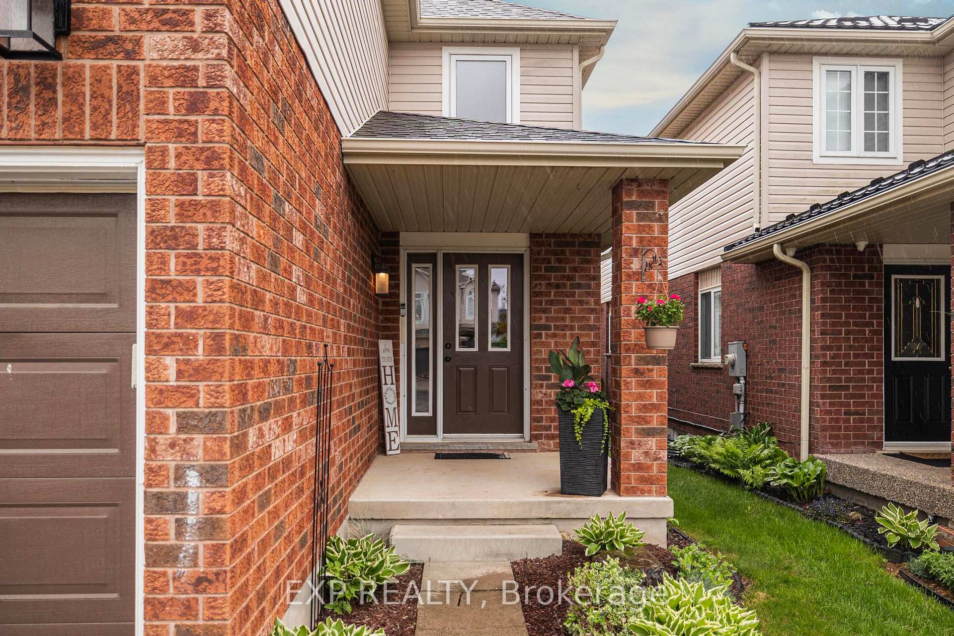 Photo 2 of 345 Thomas Slee Drive, Kitchener — HOMEH