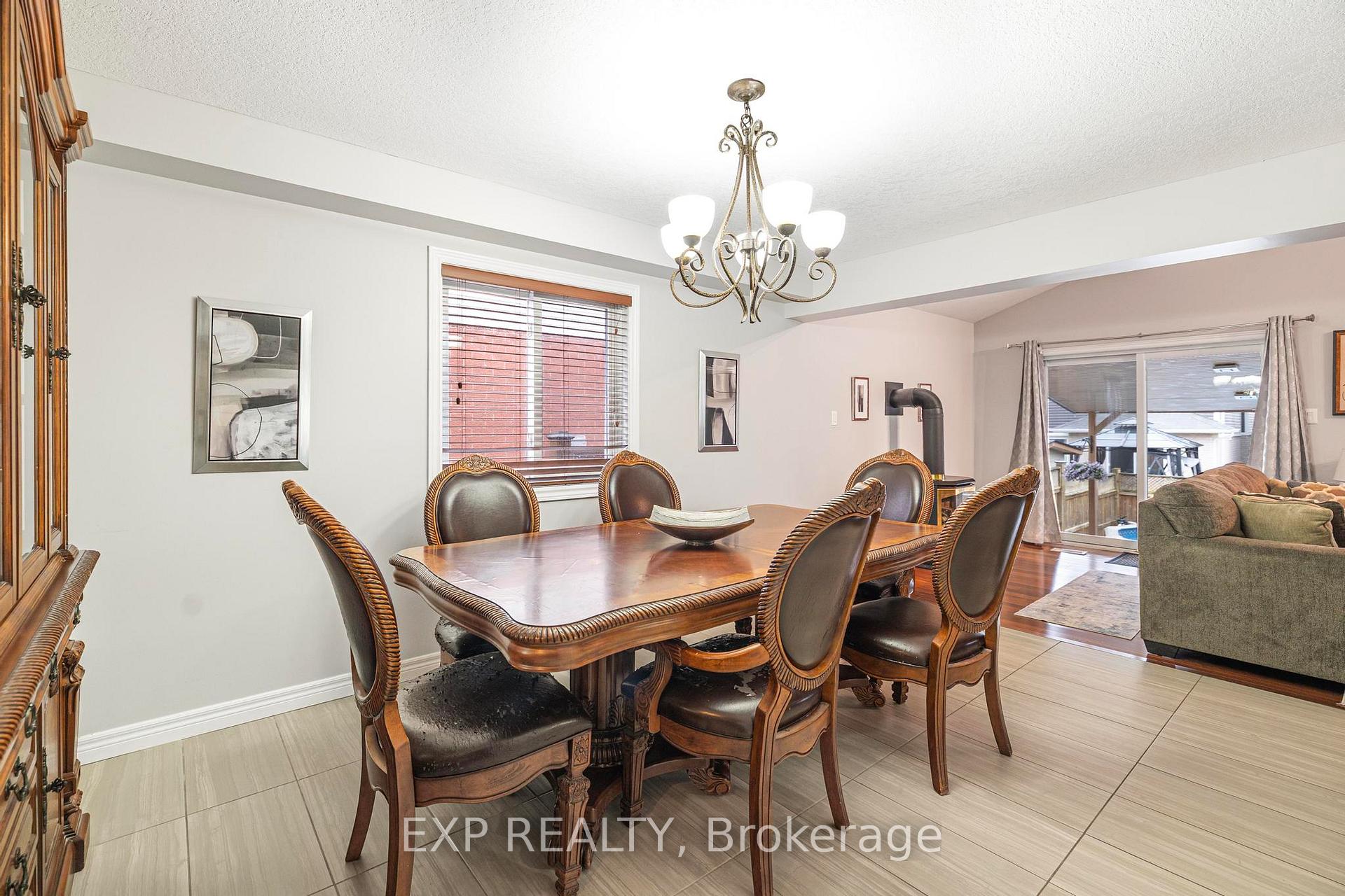 Photo 7 of 345 Thomas Slee Drive, Kitchener — HOMEH