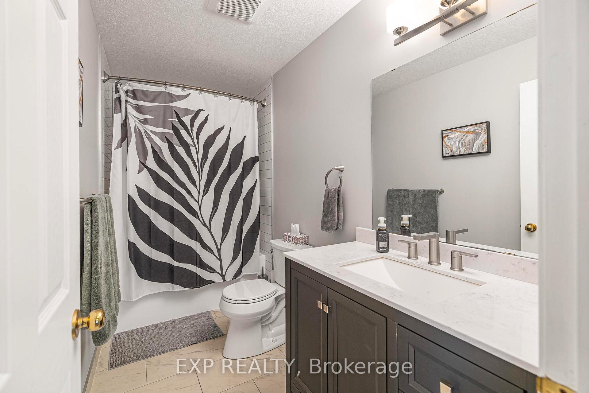 Photo 21 of 345 Thomas Slee Drive, Kitchener — HOMEH
