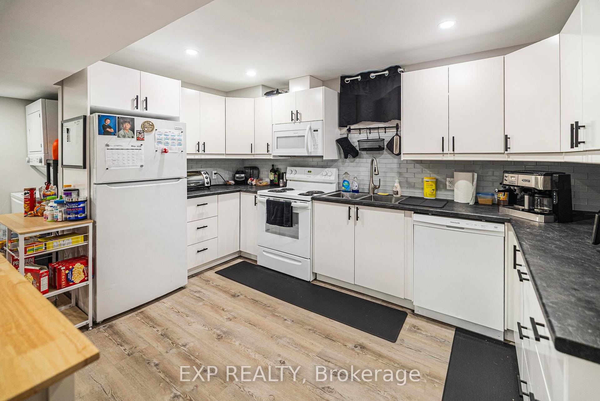 Photo 27 of 345 Thomas Slee Drive, Kitchener — HOMEH