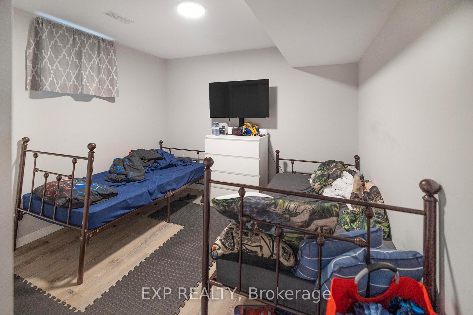 Photo 28 of 345 Thomas Slee Drive, Kitchener — HOMEH