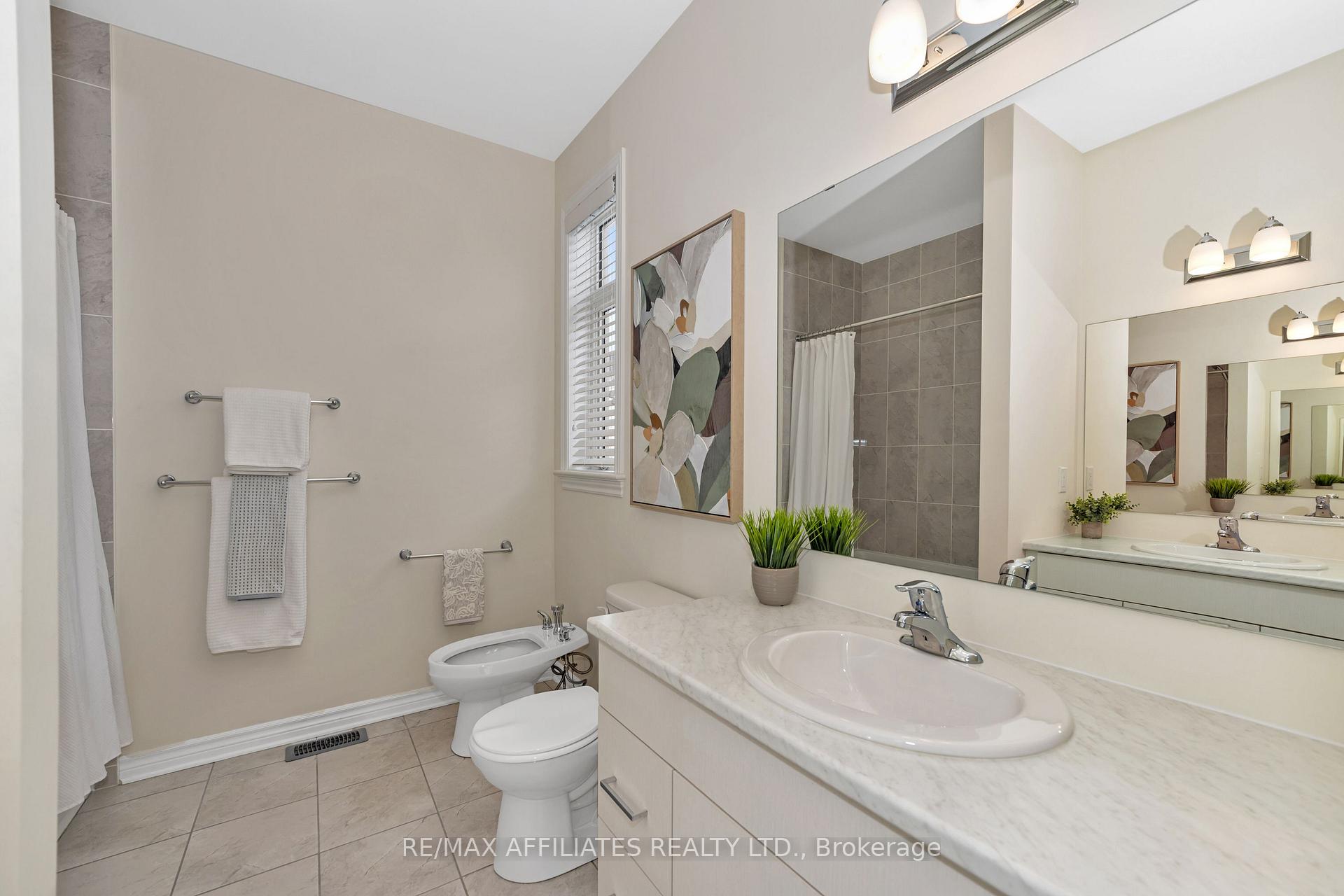 Photo 19 of 527 Ace Street, Ottawa, Kanata - Emerald Meadows/Trailwest — HOMEH