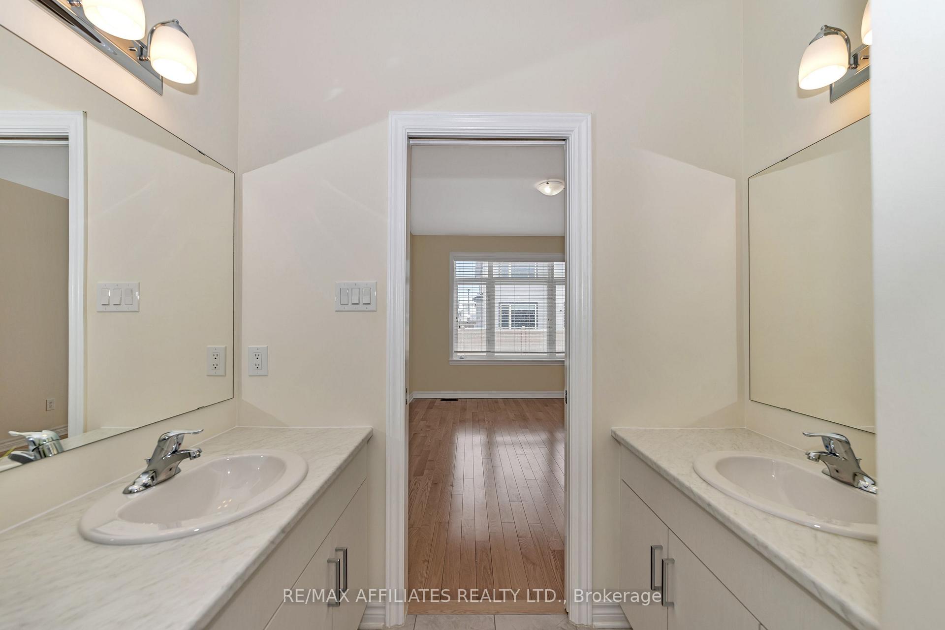 Photo 21 of 527 Ace Street, Ottawa, Kanata - Emerald Meadows/Trailwest — HOMEH