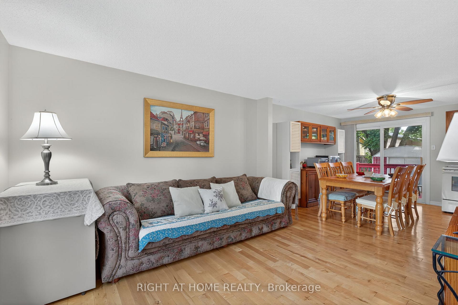 Photo 6 of 688 Bayview Drive, Midland — HOMEH