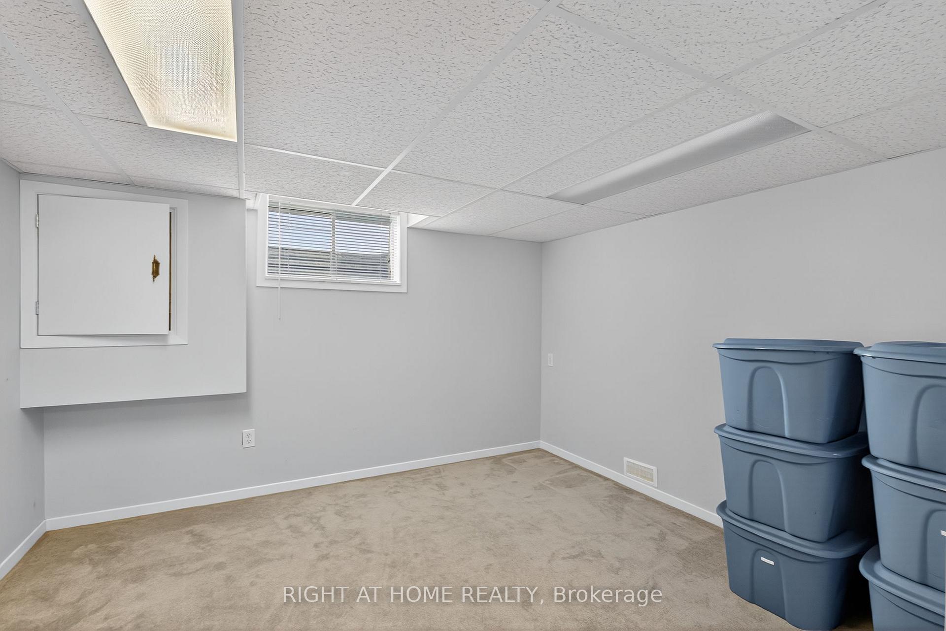 Photo 22 of 688 Bayview Drive, Midland — HOMEH