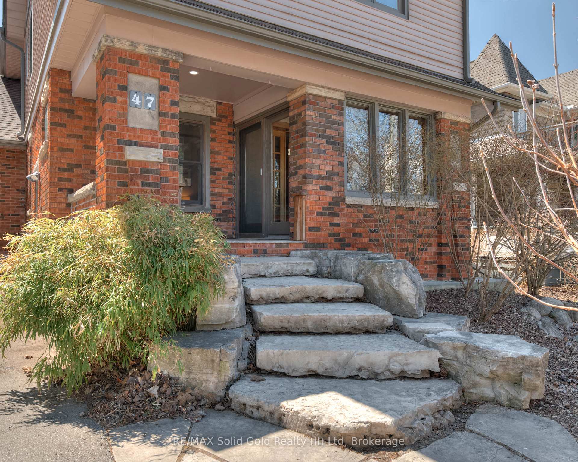 Photo 3 of 47 Mary Street, Kitchener — HOMEH