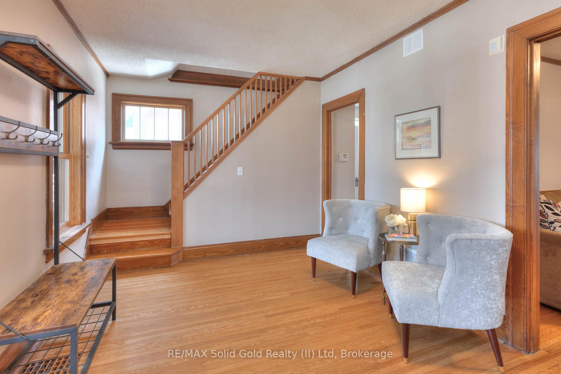 Photo 6 of 47 Mary Street, Kitchener — HOMEH