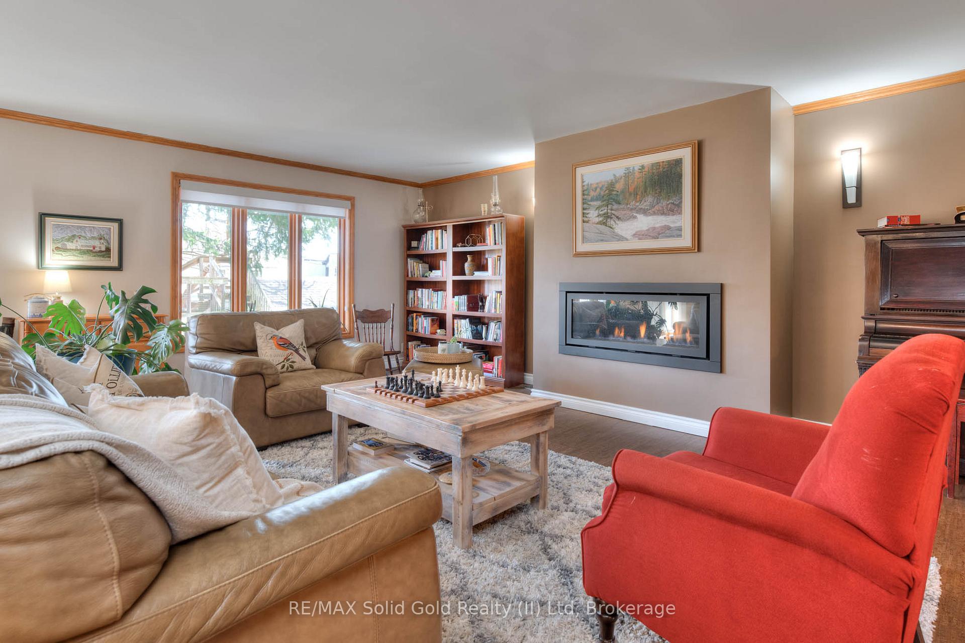 Photo 13 of 47 Mary Street, Kitchener — HOMEH