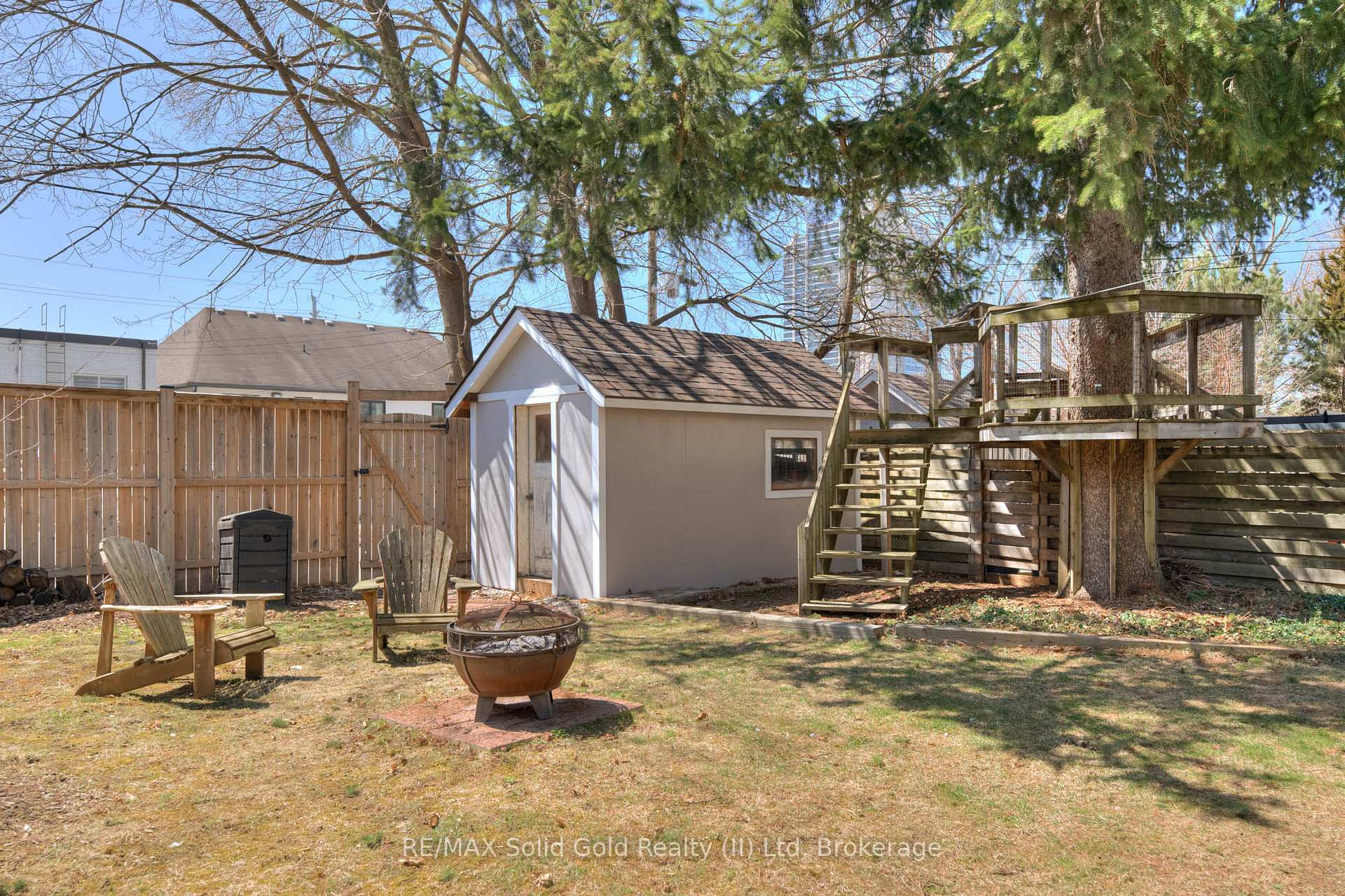 Photo 37 of 47 Mary Street, Kitchener — HOMEH