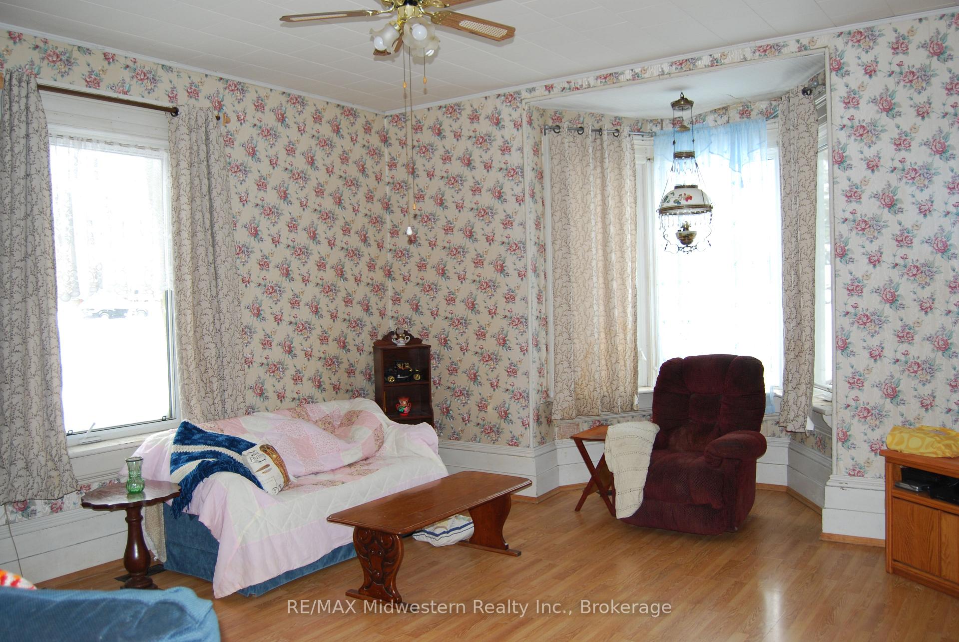 Photo 5 of 87 John Street S, Minto — HOMEH