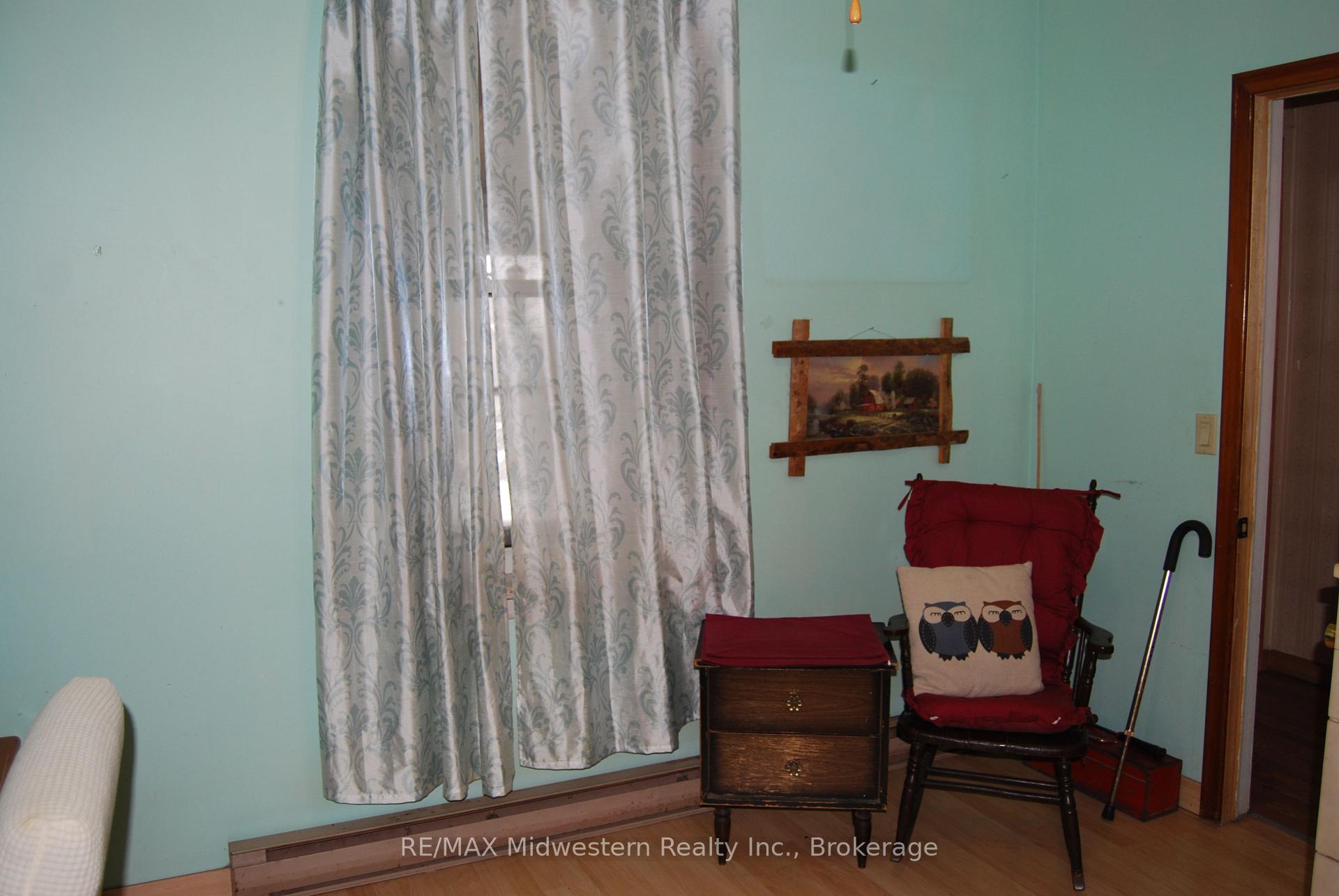 Photo 7 of 87 John Street S, Minto — HOMEH