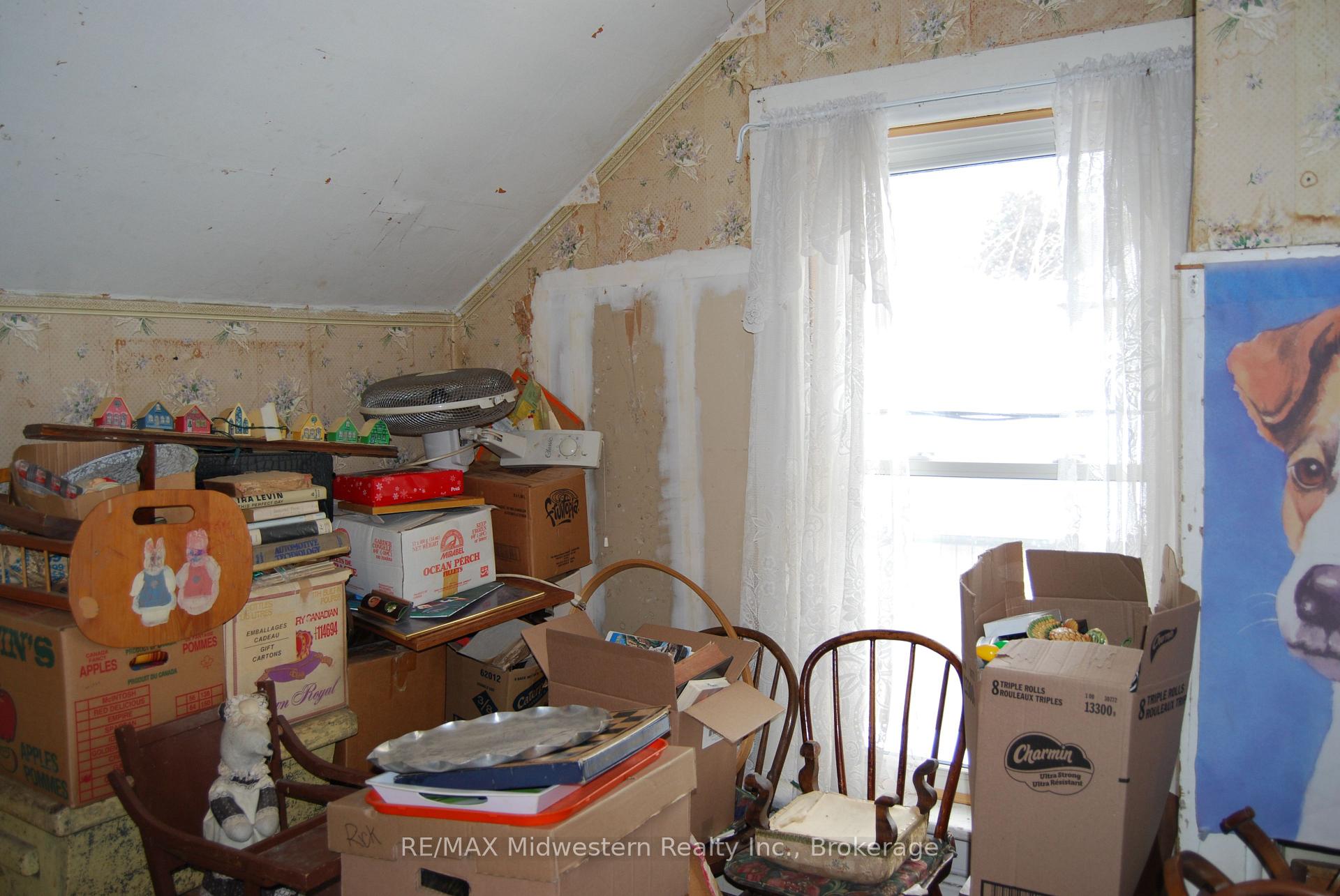 Photo 9 of 87 John Street S, Minto — HOMEH