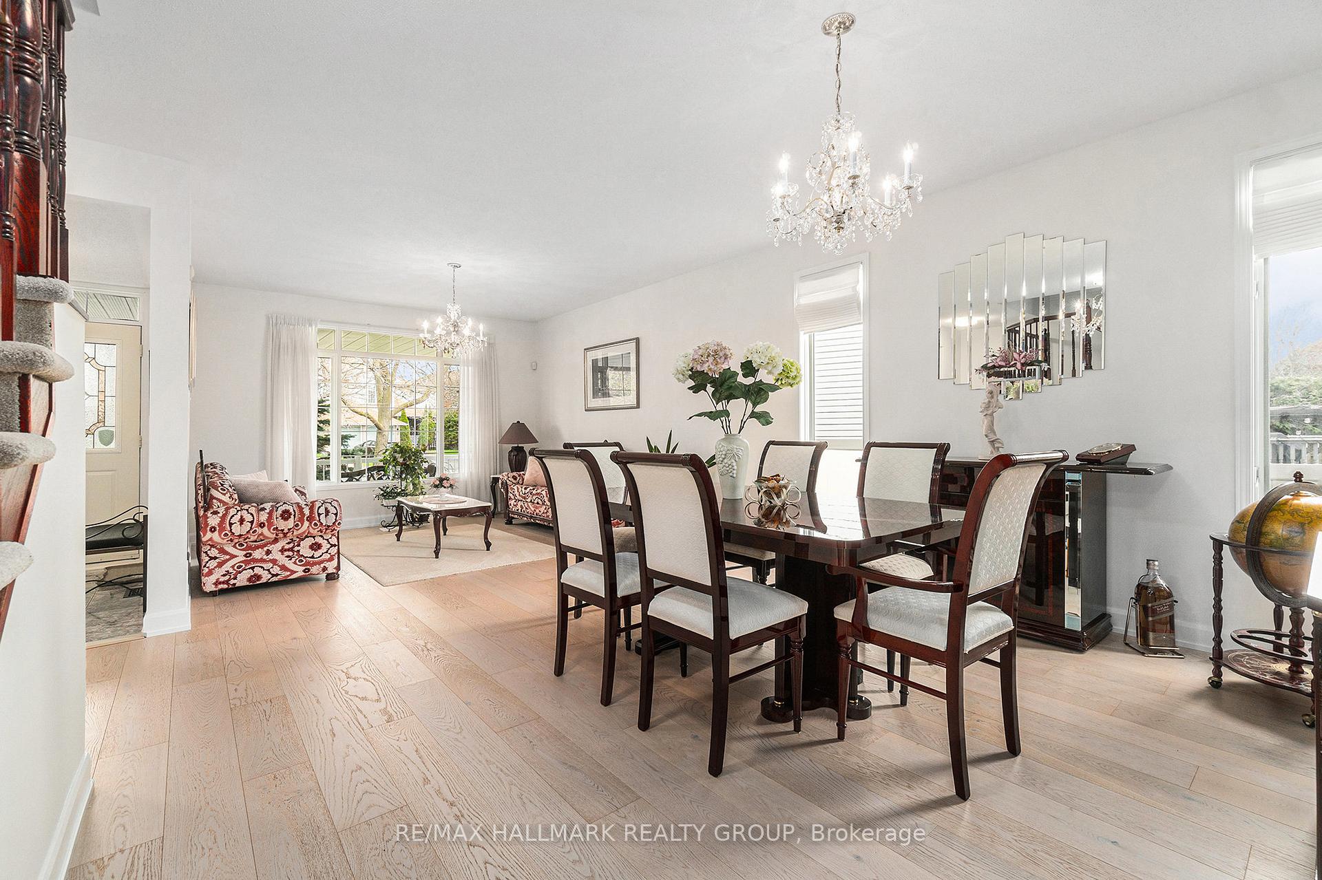 Photo 5 of 8 Apple Creek Crescent, Ottawa, Kanata - Emerald Meadows/Trailwest — HOMEH