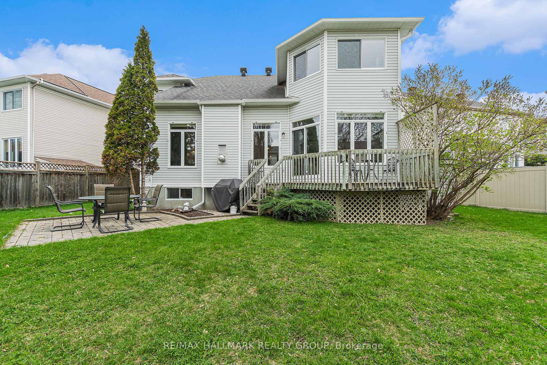 Photo 26 of 8 Apple Creek Crescent, Ottawa, Kanata - Emerald Meadows/Trailwest — HOMEH