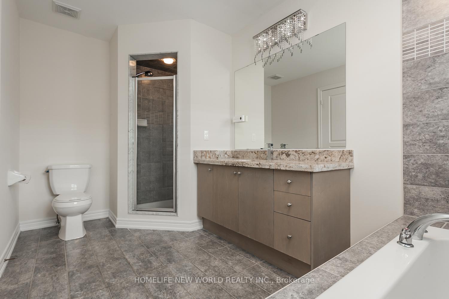Photo 18 of 39 Cherna Avenue S, Markham, Berczy — HOMEH