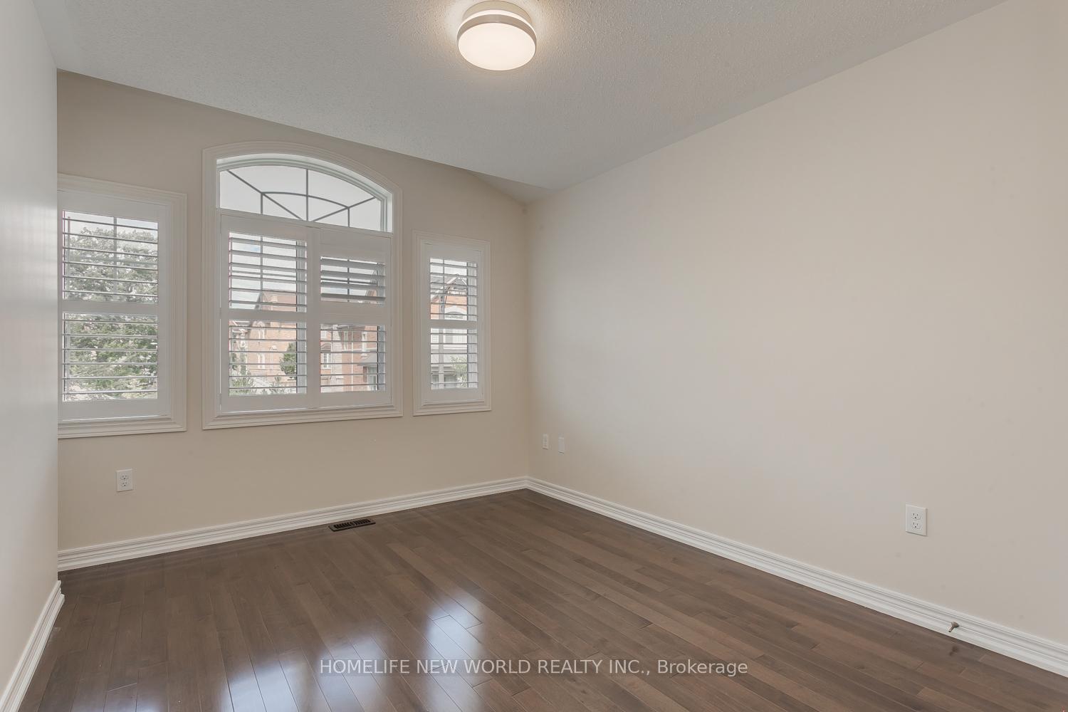 Photo 19 of 39 Cherna Avenue S, Markham, Berczy — HOMEH
