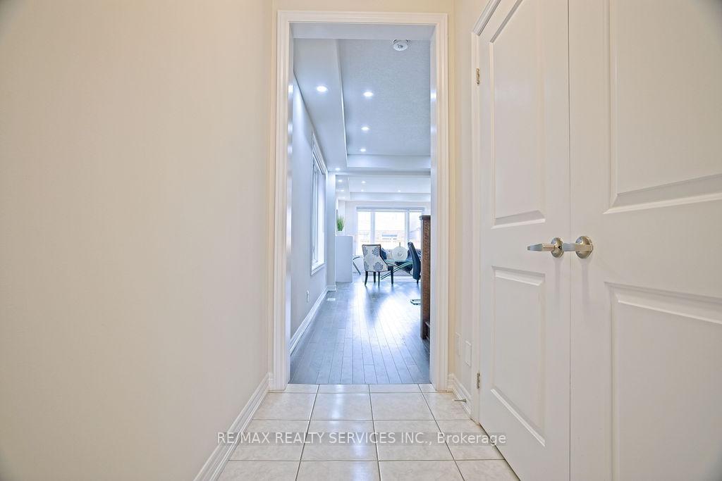 Photo 5 of 80 Gloria Street, Kitchener — HOMEH