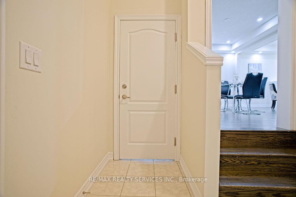 Photo 13 of 80 Gloria Street, Kitchener — HOMEH