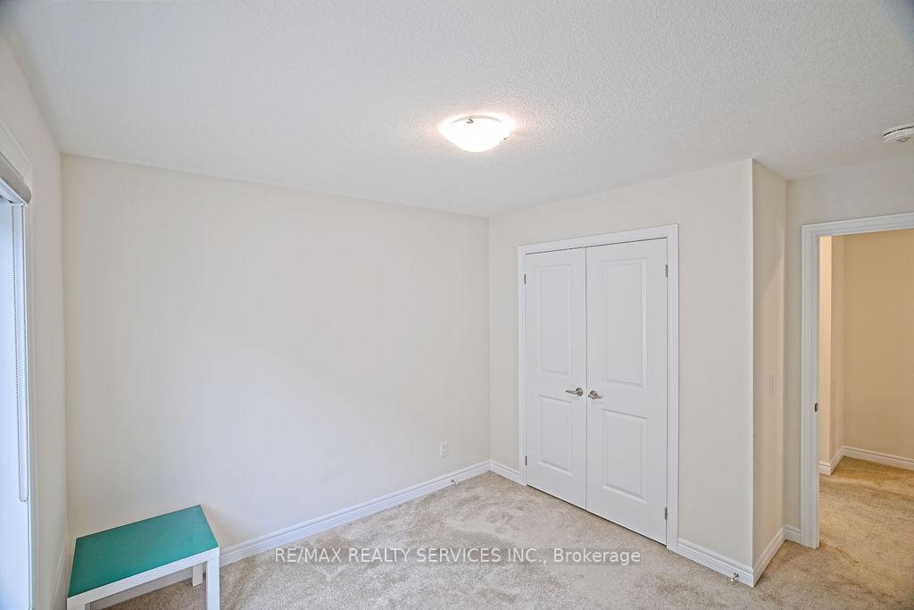 Photo 21 of 80 Gloria Street, Kitchener — HOMEH